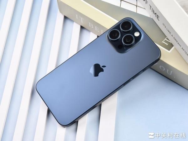 iPhone 15 Pro系列真实评测：苹果跌落神坛！ 前沿资讯 第1张