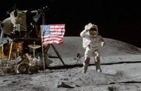 谷歌AI鉴定美国登月照片系合成造假 普京回应有意思