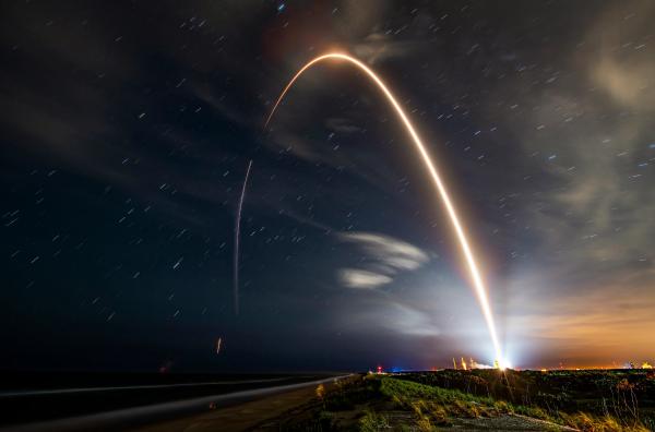 起薪每年10万美元 SpaceX开高薪导致NASA难招人才 前沿资讯 第2张